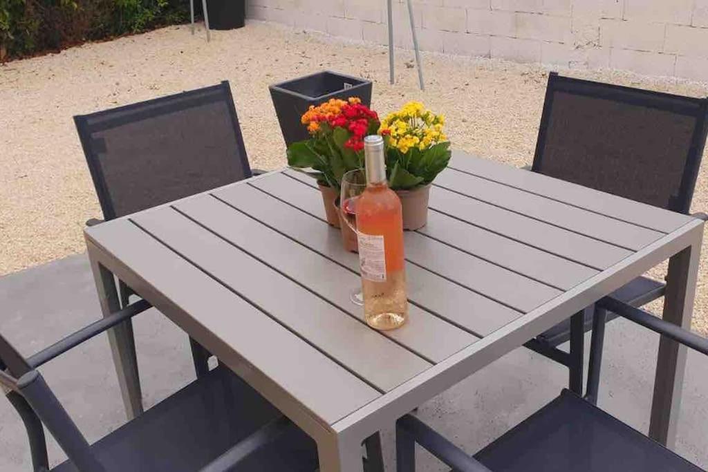 Hébergement de vacances Au Calme Situe En Camargue Saint-Laurent-dʼAigouze